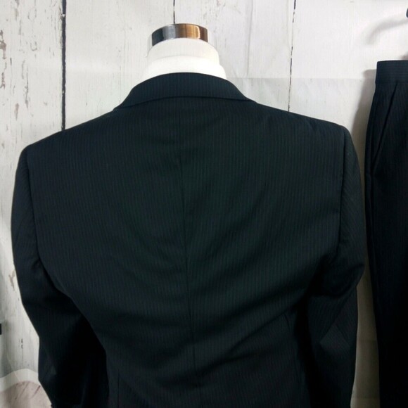 Axcess A Claiborne Company 42S Wool 2 Button Black Pinstripe 2pc Suit 34x30 FF - Picture 5 of 9